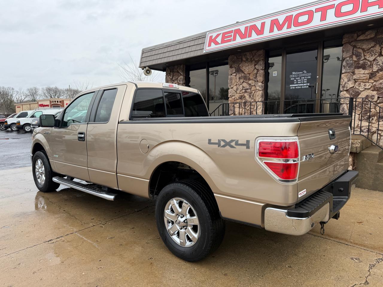 Ford F-150 4WD SuperCab 145" XLT 2013