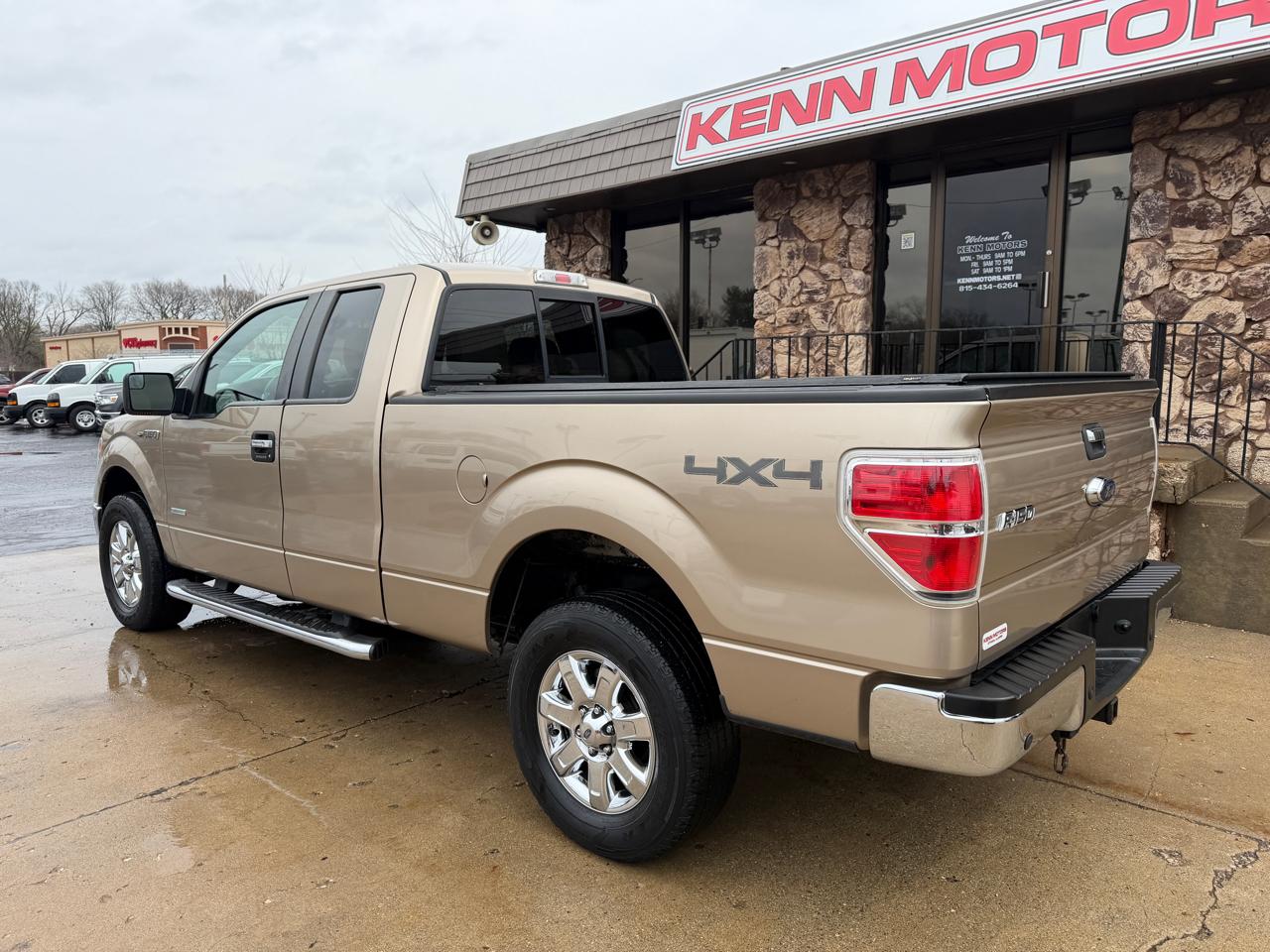 Ford F-150 4WD SuperCab 145" XLT 2013
