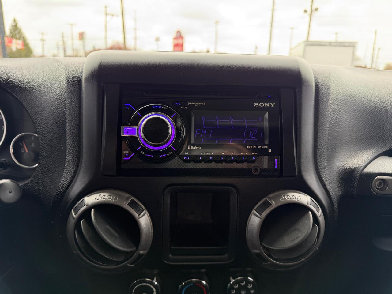 Jeep Wrangler 4WD 2dr Sport 2011