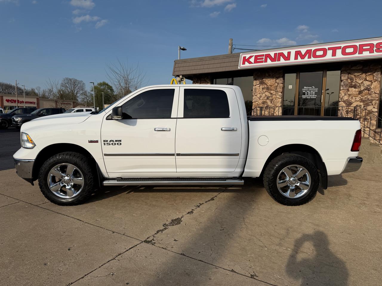 RAM 1500 4WD Crew Cab 140.5" Big Horn 2015
