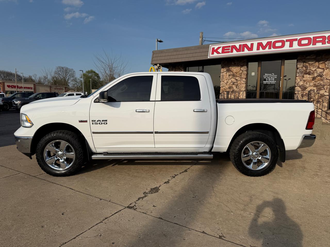 RAM 1500 4WD Crew Cab 140.5" Big Horn 2015