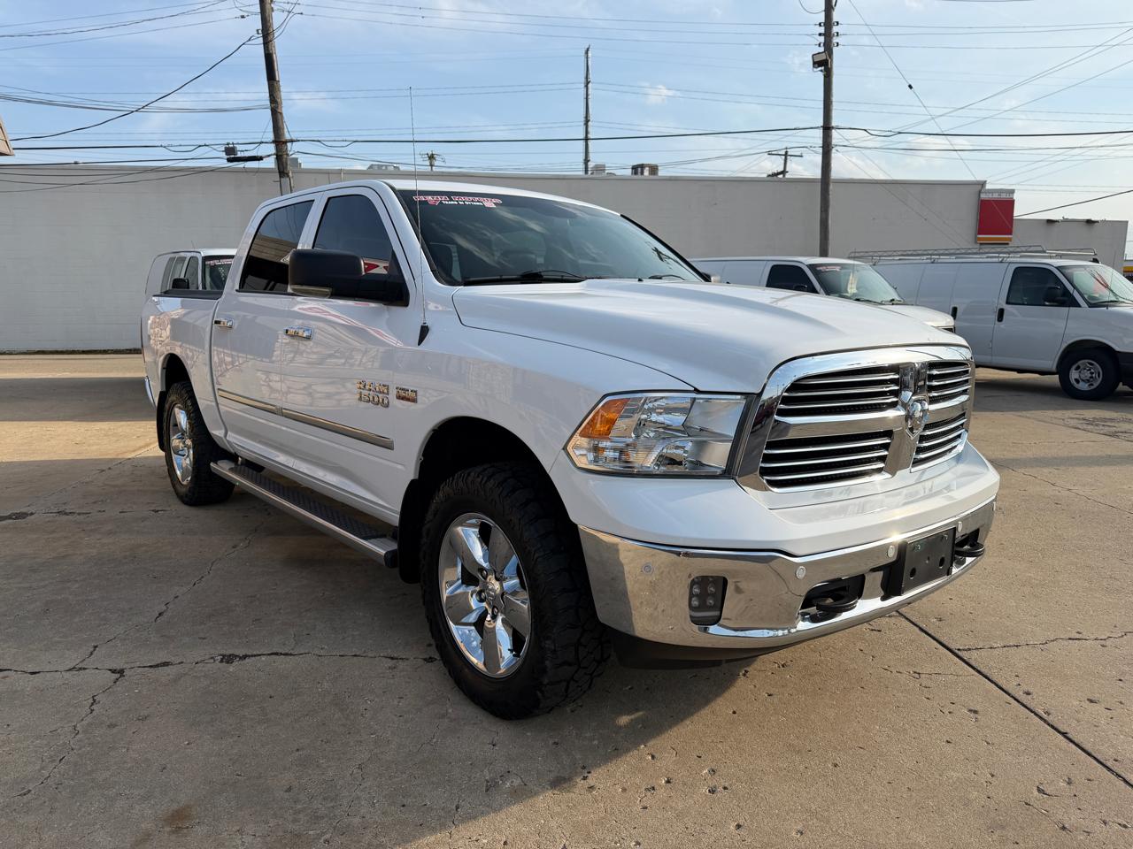 RAM 1500 4WD Crew Cab 140.5" Big Horn 2015