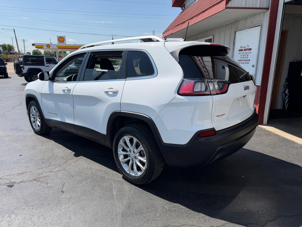 Jeep Cherokee Latitude FWD 2019
