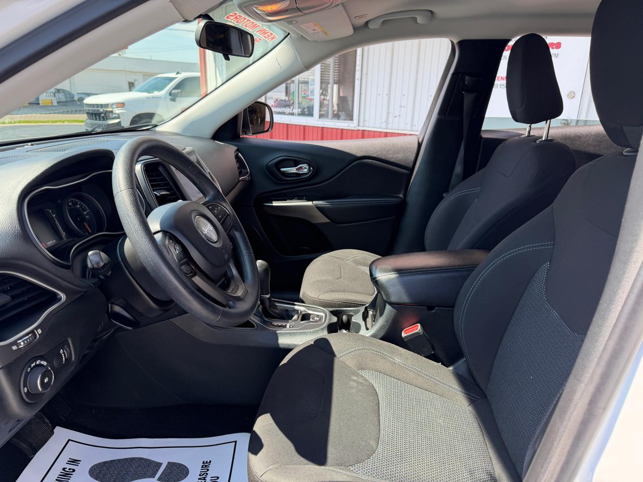 Jeep Cherokee Latitude FWD 2019