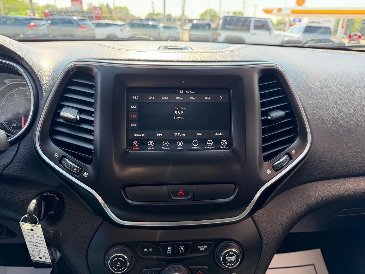 Jeep Cherokee Latitude FWD 2019