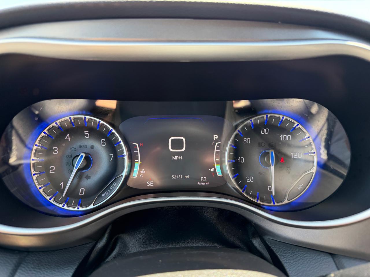 Chrysler Pacifica Touring L FWD 2024