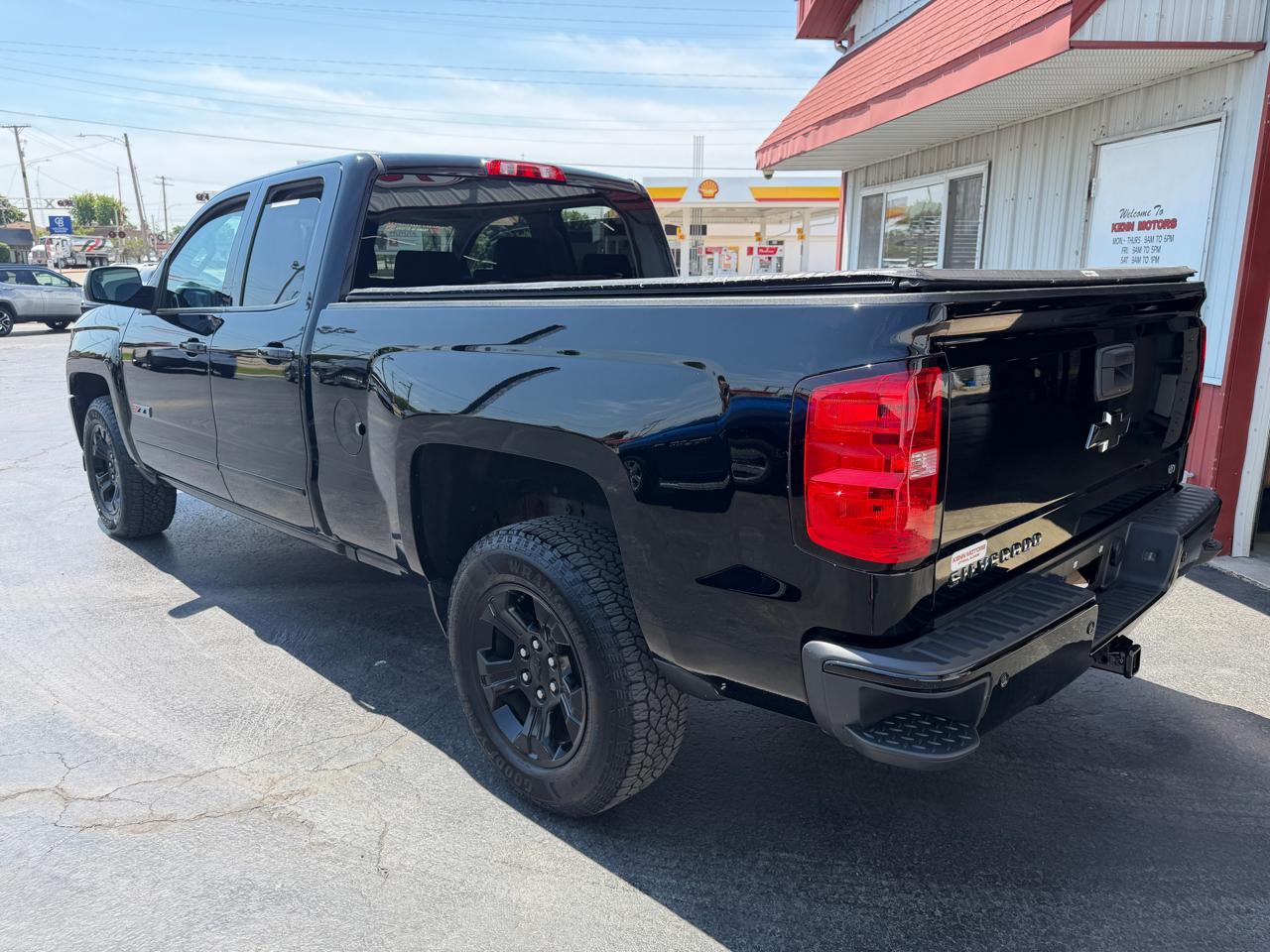 Chevrolet Silverado 1500 4WD Double Cab 143.5" LT w/2LT 2018