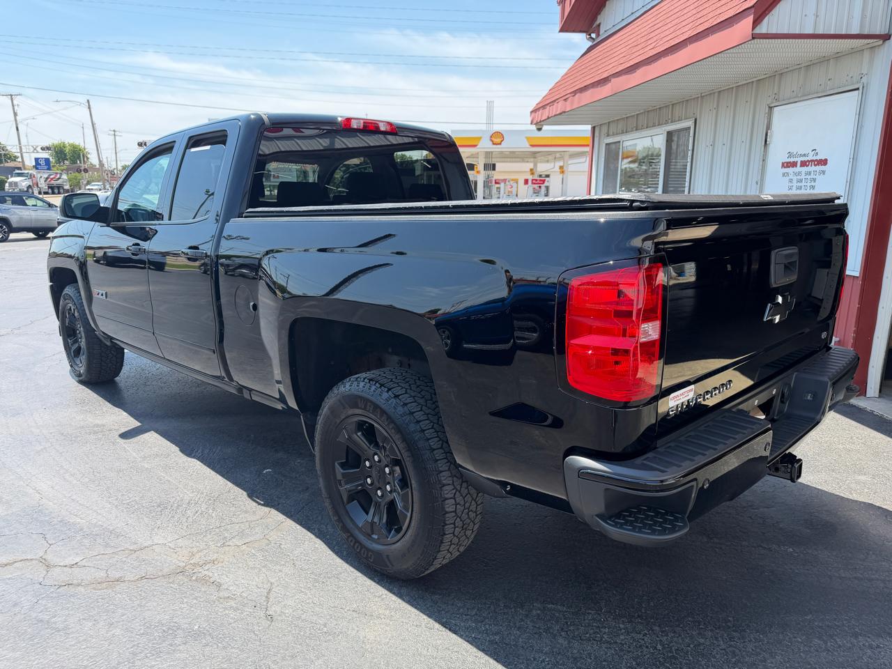 Chevrolet Silverado 1500 4WD Double Cab 143.5" LT w/2LT 2018