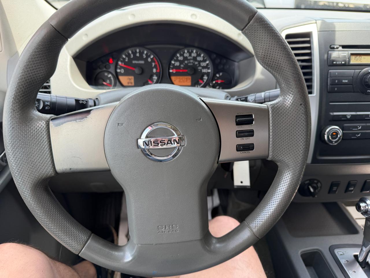 Nissan Frontier 4WD Crew Cab SWB Auto SV 2011