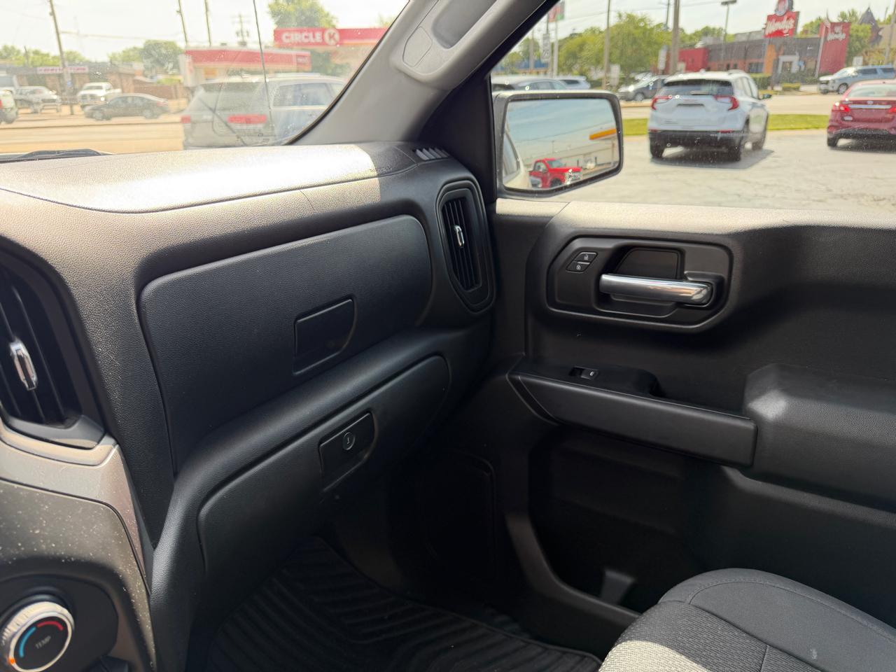 Chevrolet Silverado 1500 4WD Crew Cab 147" Custom Trail Boss 2019
