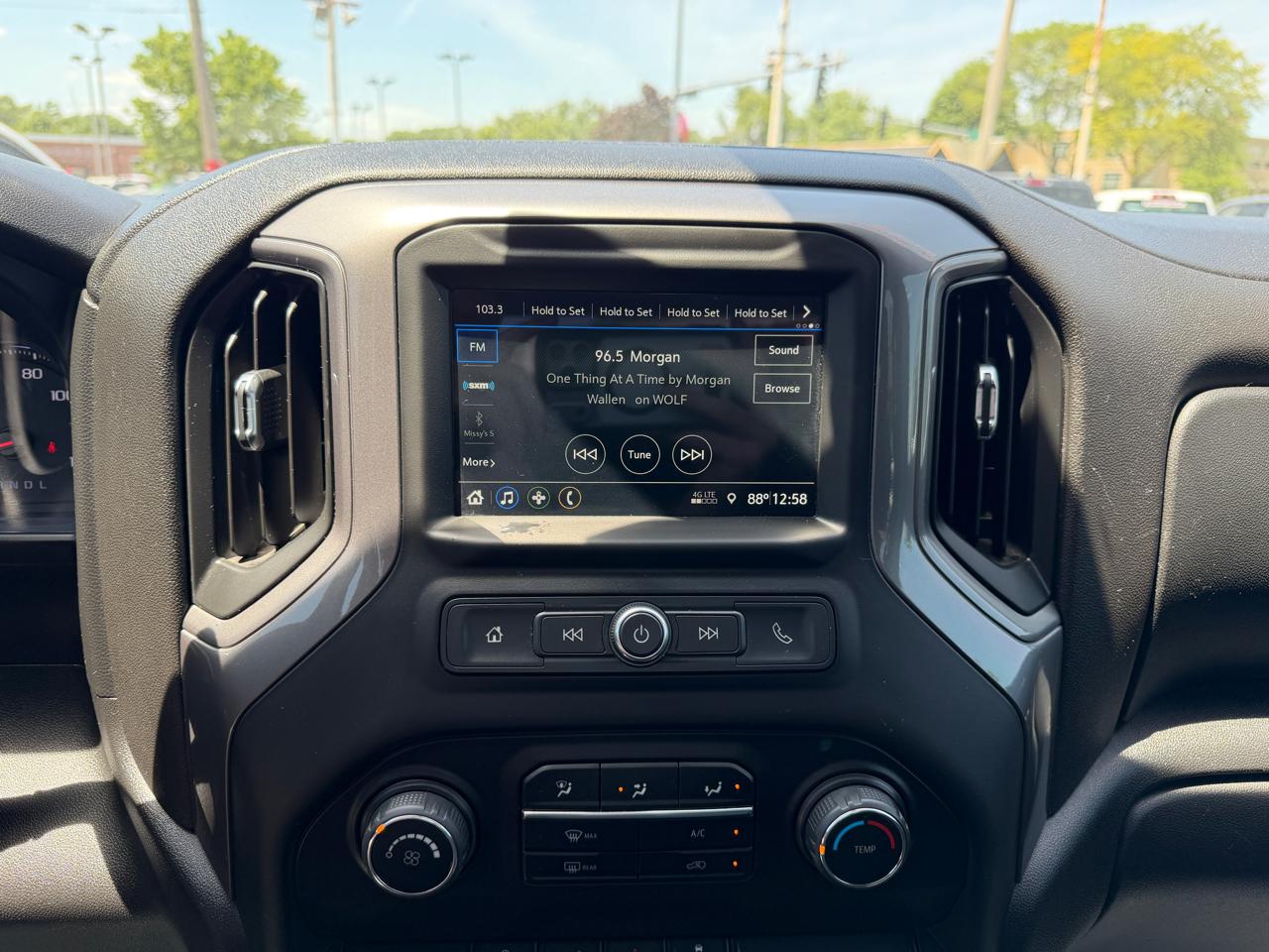 Chevrolet Silverado 1500 4WD Crew Cab 147" Custom Trail Boss 2019