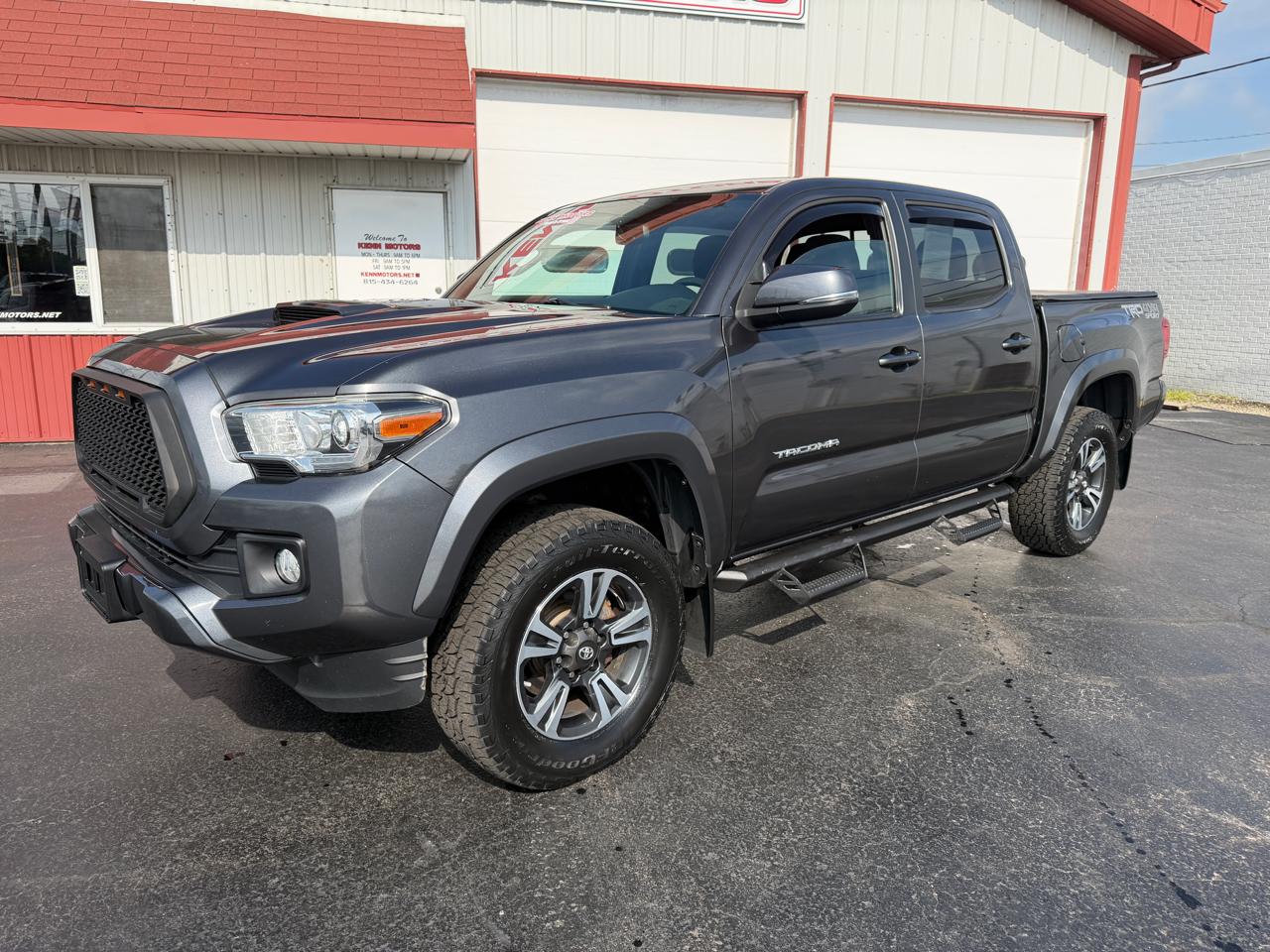 Toyota Tacoma TRD Sport Double Cab 4WD V6 2017