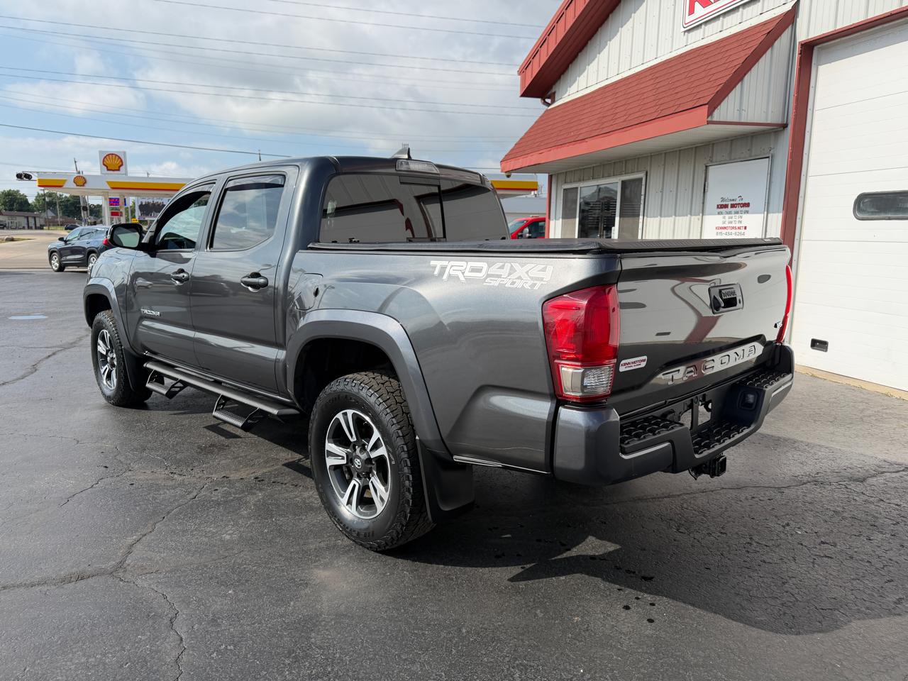 Toyota Tacoma TRD Sport Double Cab 4WD V6 2017