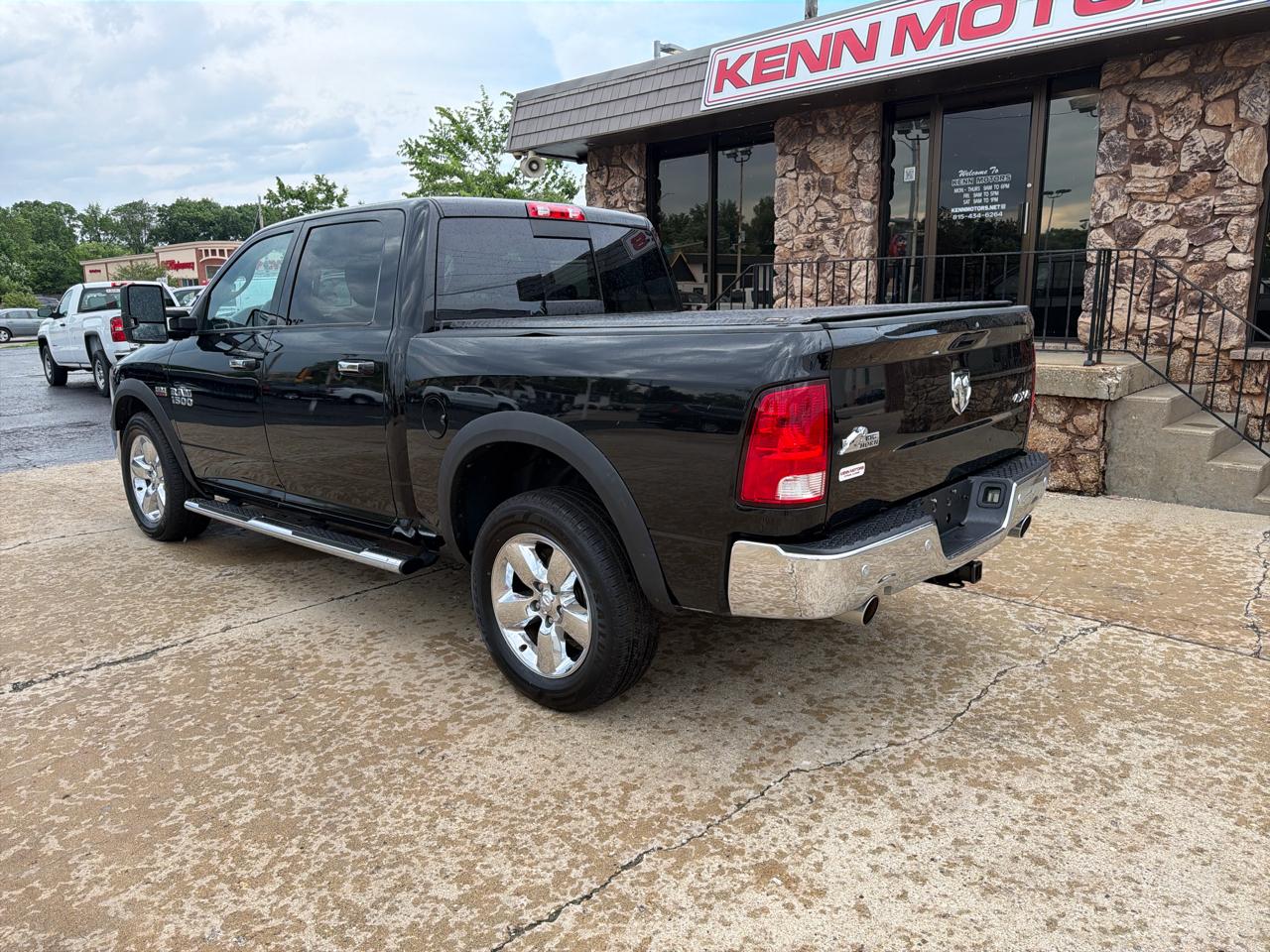 RAM 1500 4WD Crew Cab 140.5" Big Horn 2016