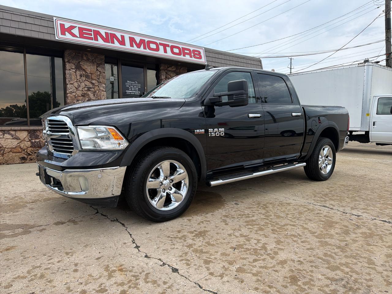 RAM 1500 4WD Crew Cab 140.5" Big Horn 2016