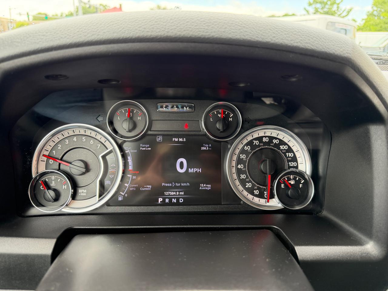 RAM 1500 4WD Crew Cab 140.5" Big Horn 2016