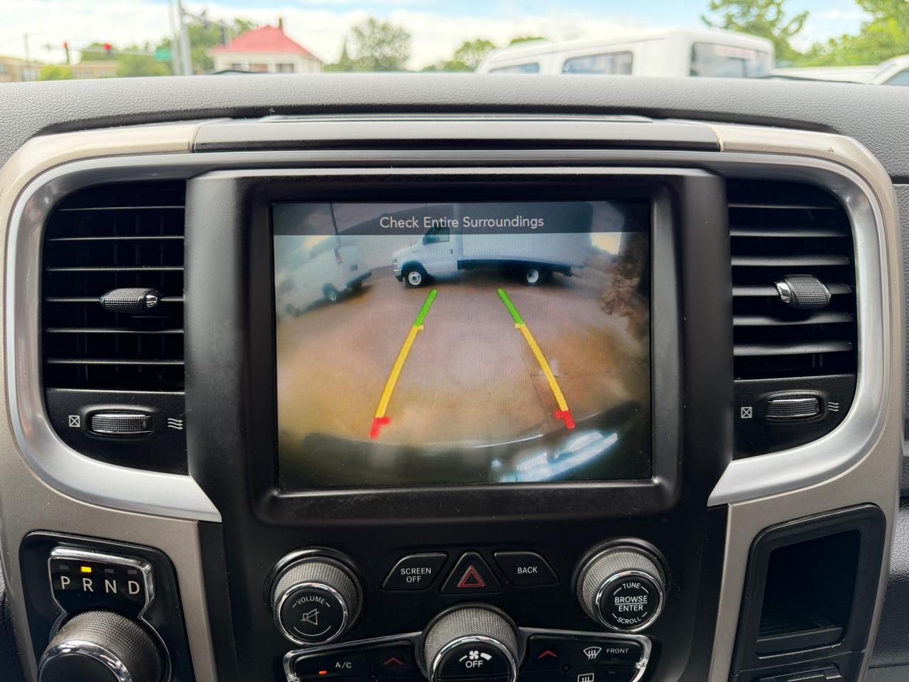 RAM 1500 4WD Crew Cab 140.5" Big Horn 2016