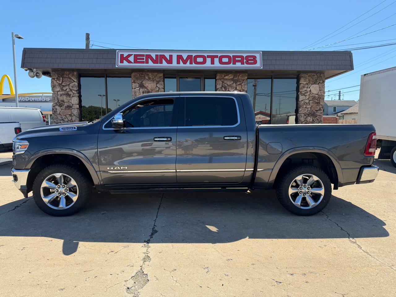 RAM 1500 Limited 4x4 Crew Cab 5'7" Box 2019