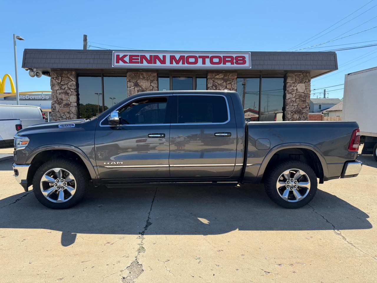 RAM 1500 Limited 4x4 Crew Cab 5'7" Box 2019