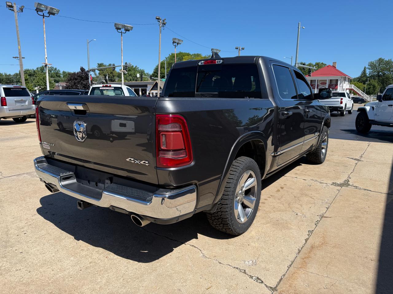 RAM 1500 Limited 4x4 Crew Cab 5'7" Box 2019