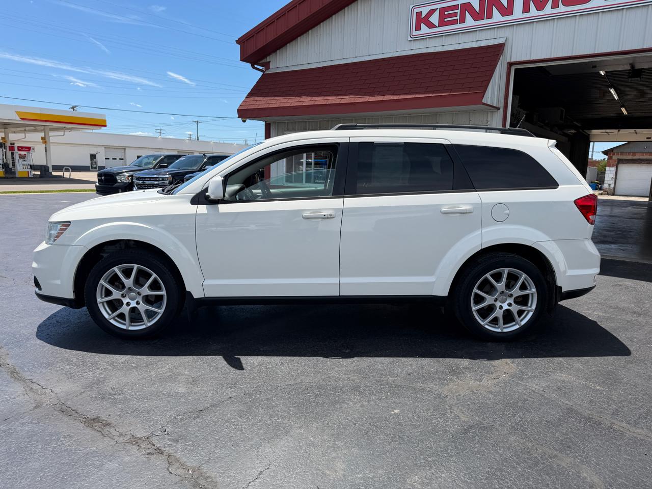 Dodge Journey FWD 4dr SXT 2012