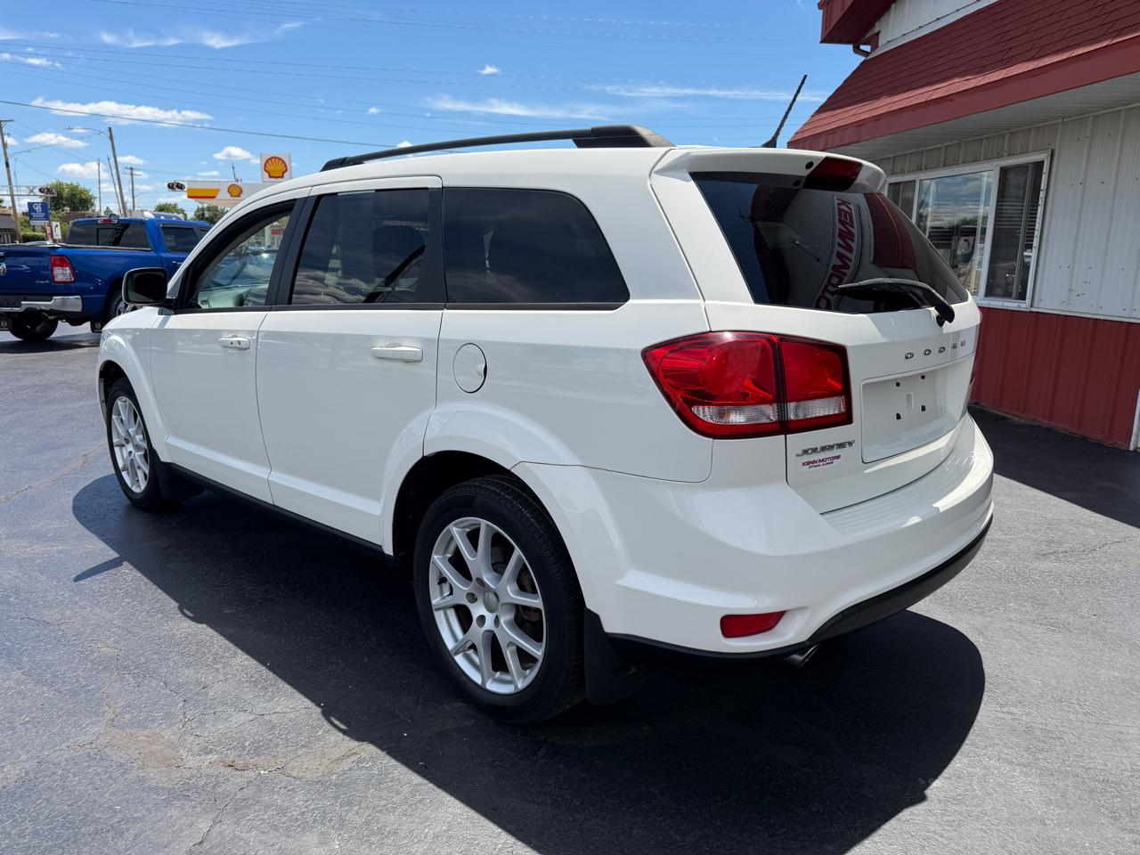 Dodge Journey FWD 4dr SXT 2012