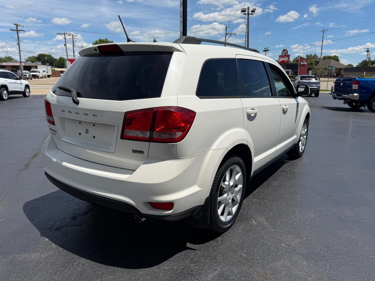 Dodge Journey FWD 4dr SXT 2012