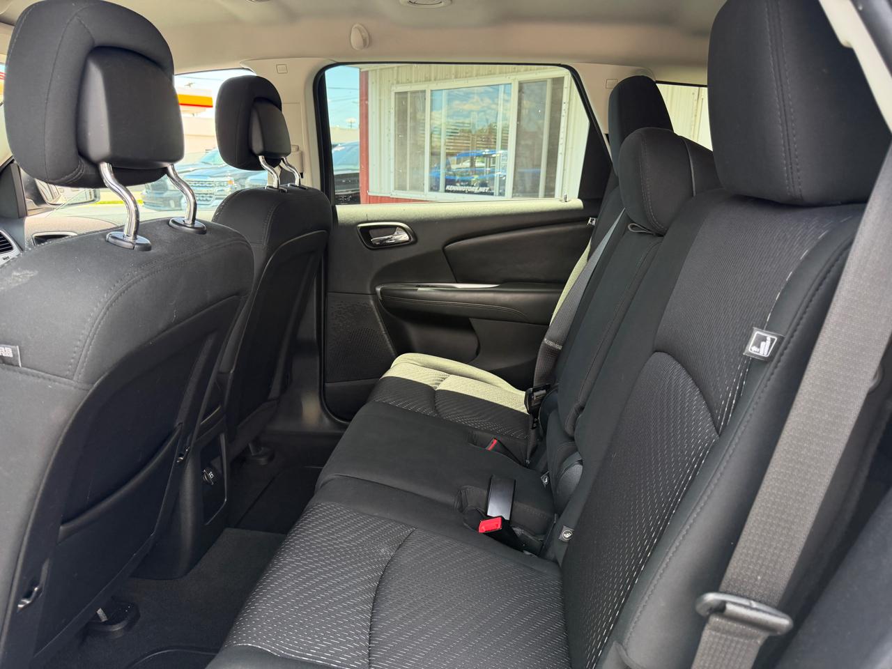 Dodge Journey FWD 4dr SXT 2012