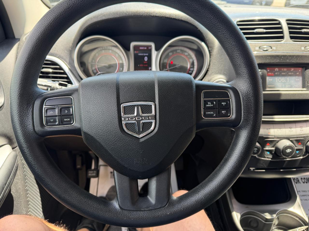 Dodge Journey FWD 4dr SXT 2012