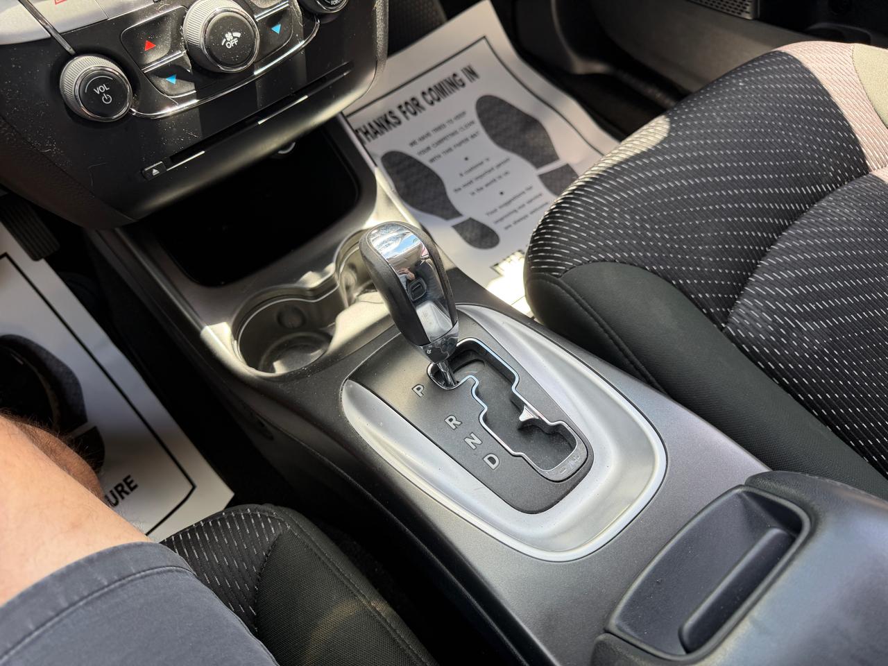 Dodge Journey FWD 4dr SXT 2012
