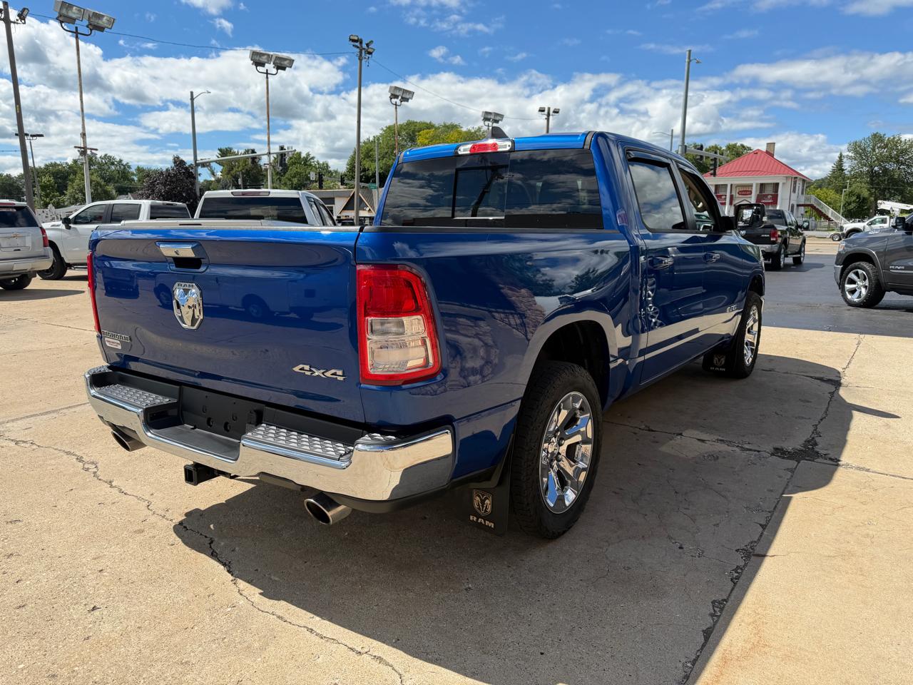 RAM 1500 Big Horn/Lone Star 4x4 Crew Cab 5'7" Box 2019