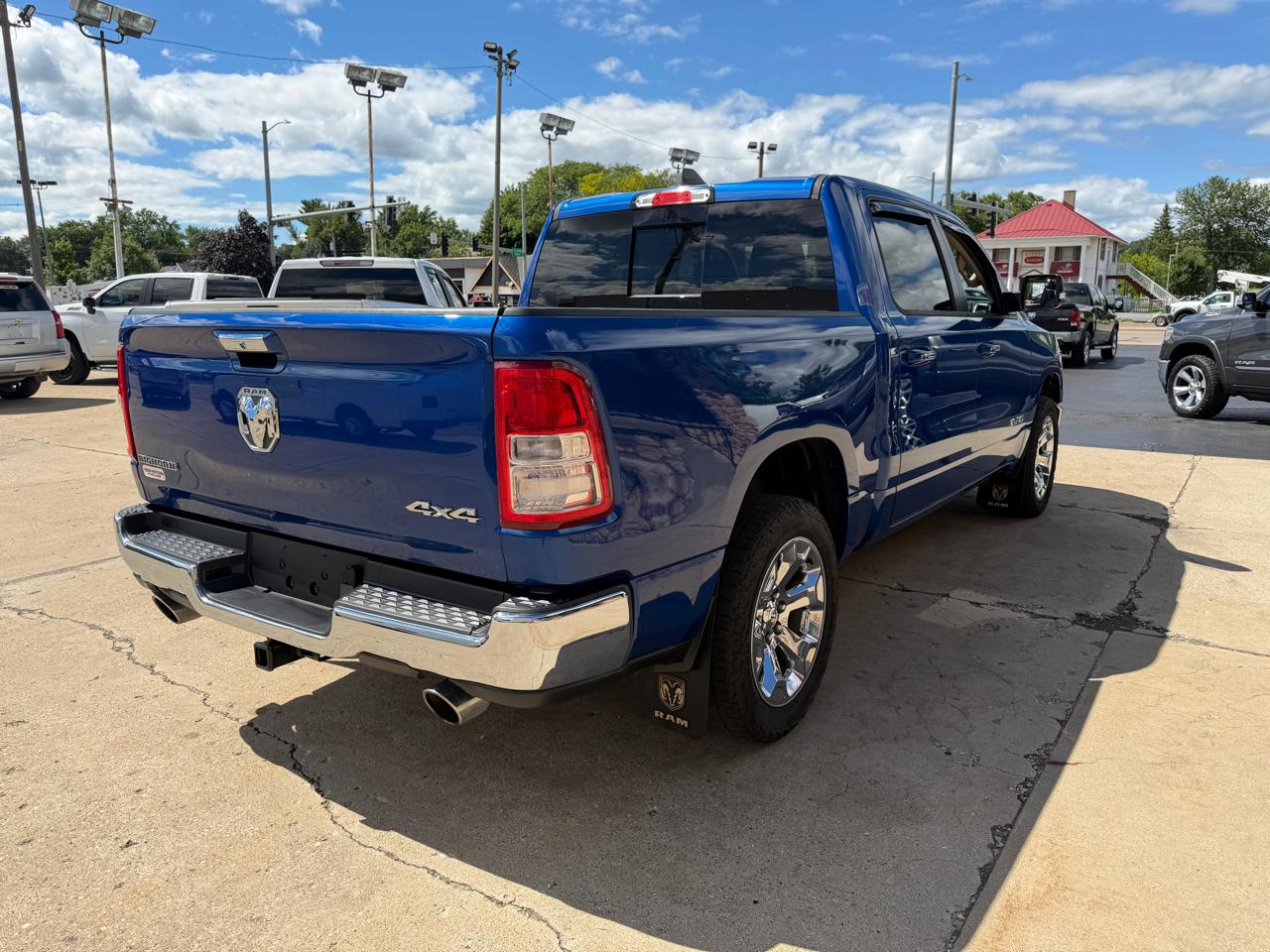 RAM 1500 Big Horn/Lone Star 4x4 Crew Cab 5'7" Box 2019