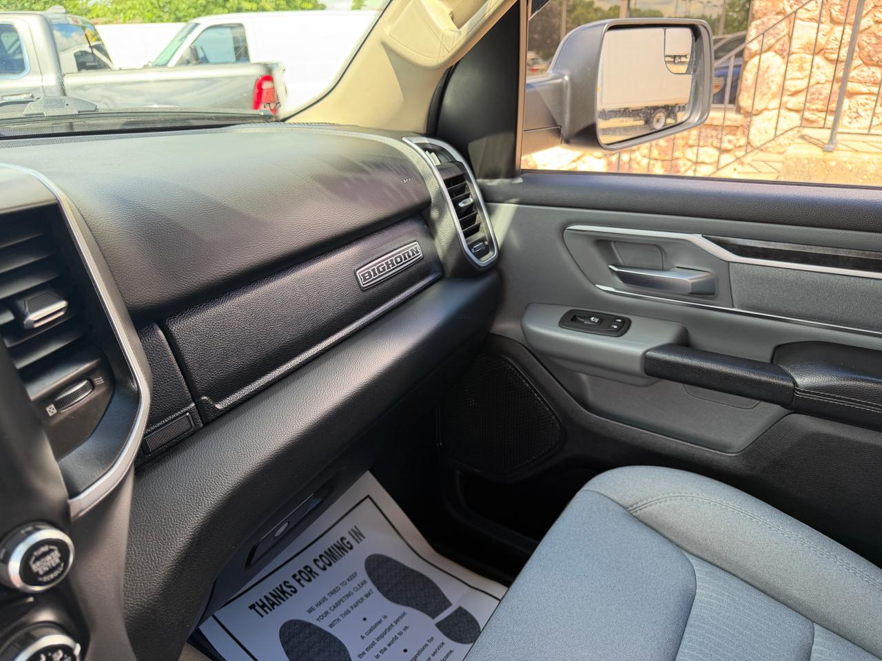RAM 1500 Big Horn/Lone Star 4x4 Crew Cab 5'7" Box 2019