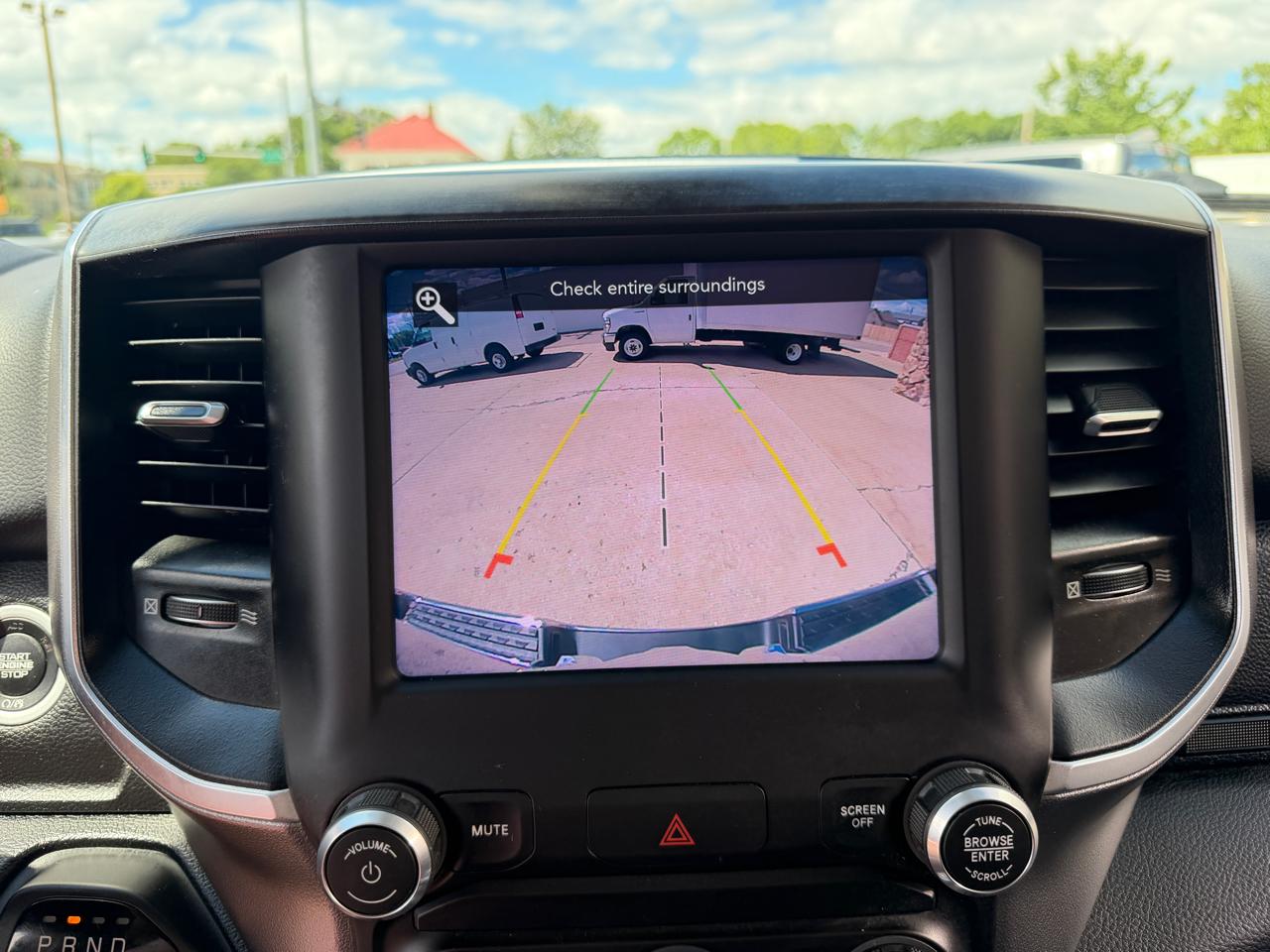 RAM 1500 Big Horn/Lone Star 4x4 Crew Cab 5'7" Box 2019