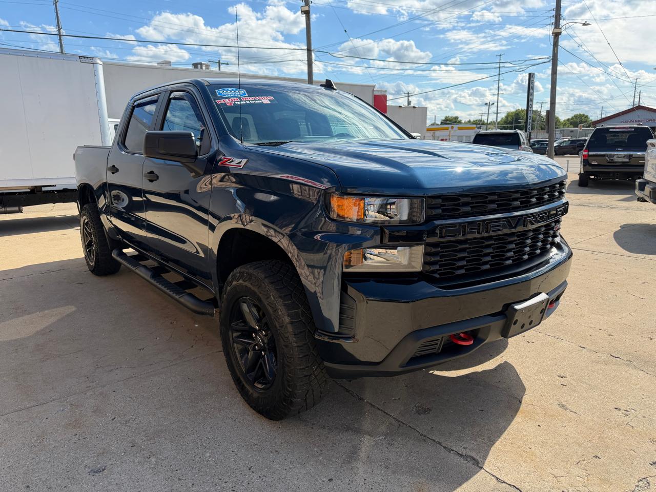 Chevrolet Silverado 1500 4WD Crew Cab 147" Custom Trail Boss 2019