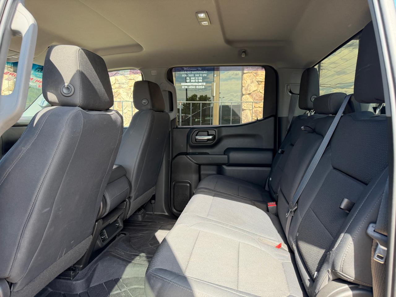 Chevrolet Silverado 1500 4WD Crew Cab 147" Custom Trail Boss 2019