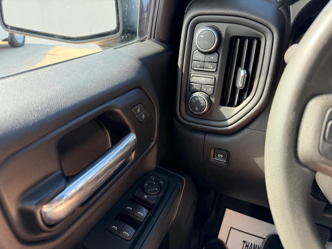 Chevrolet Silverado 1500 4WD Crew Cab 147" Custom Trail Boss 2019