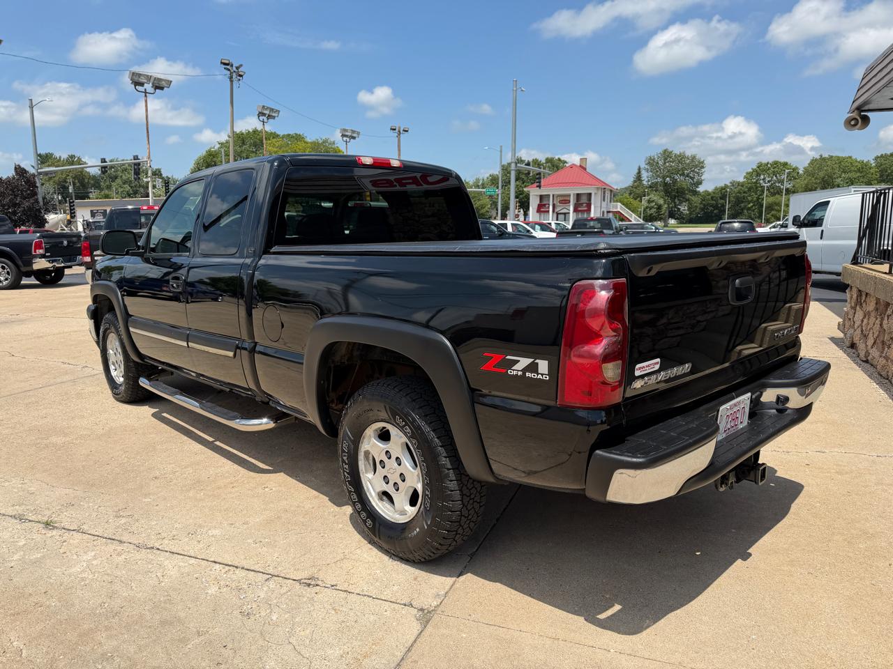 Chevrolet Silverado 1500 4WD Ext Cab 143.5" LT 2003