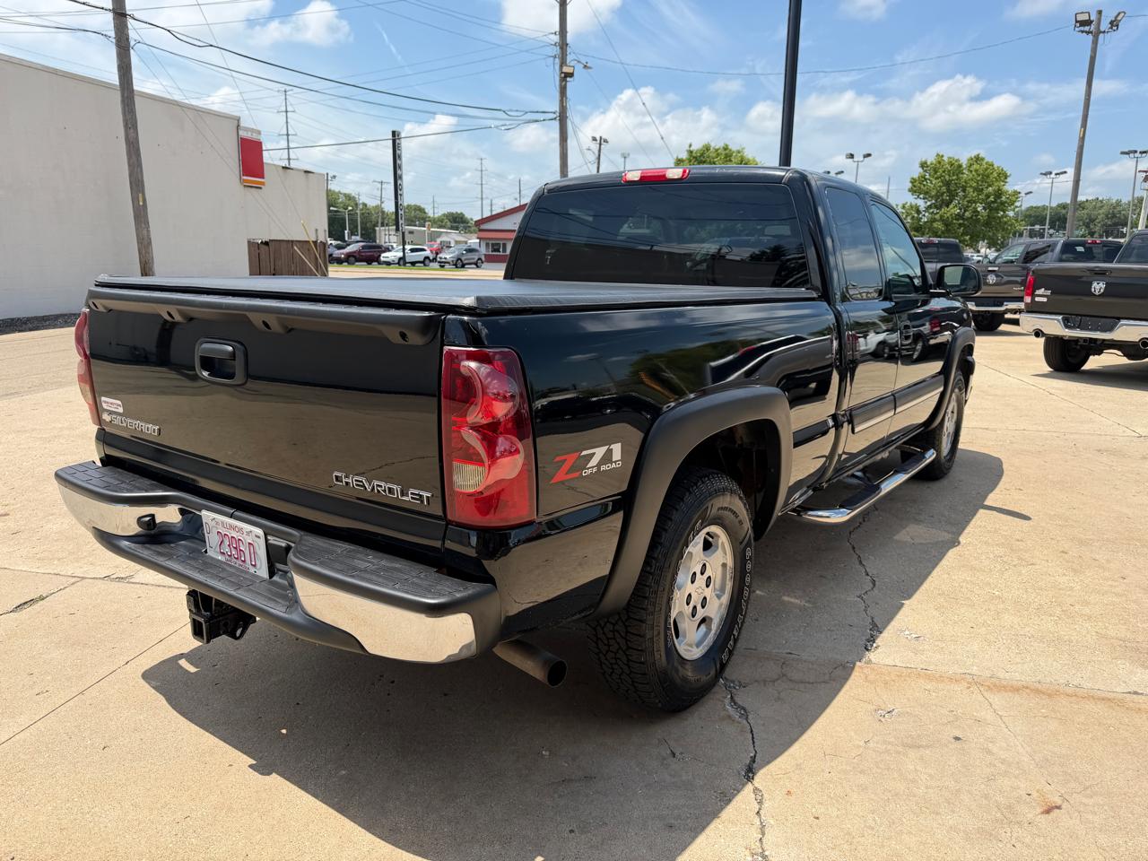 Chevrolet Silverado 1500 4WD Ext Cab 143.5" LT 2003