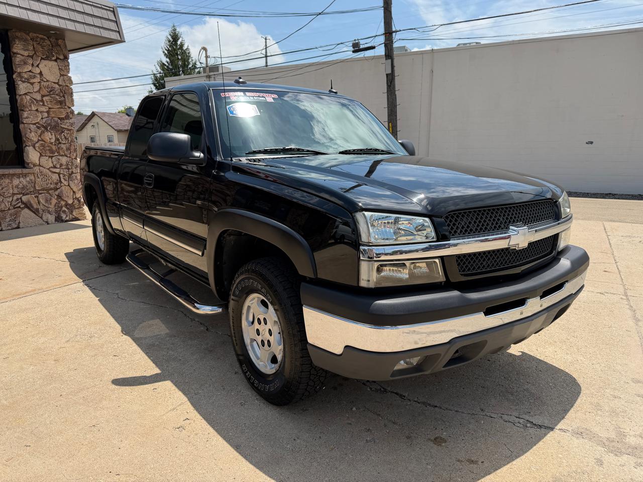 Chevrolet Silverado 1500 4WD Ext Cab 143.5" LT 2003