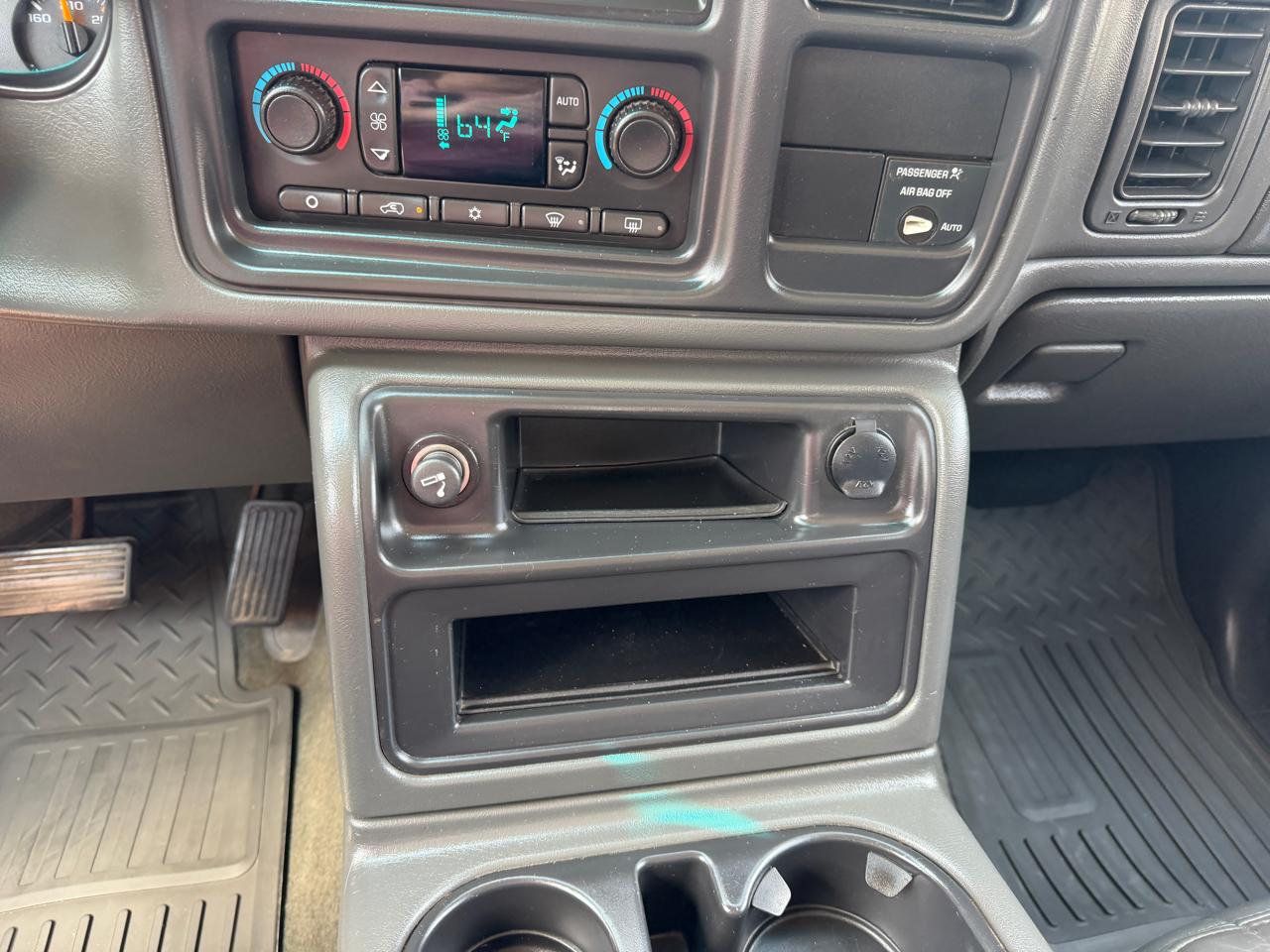 Chevrolet Silverado 1500 4WD Ext Cab 143.5" LT 2003