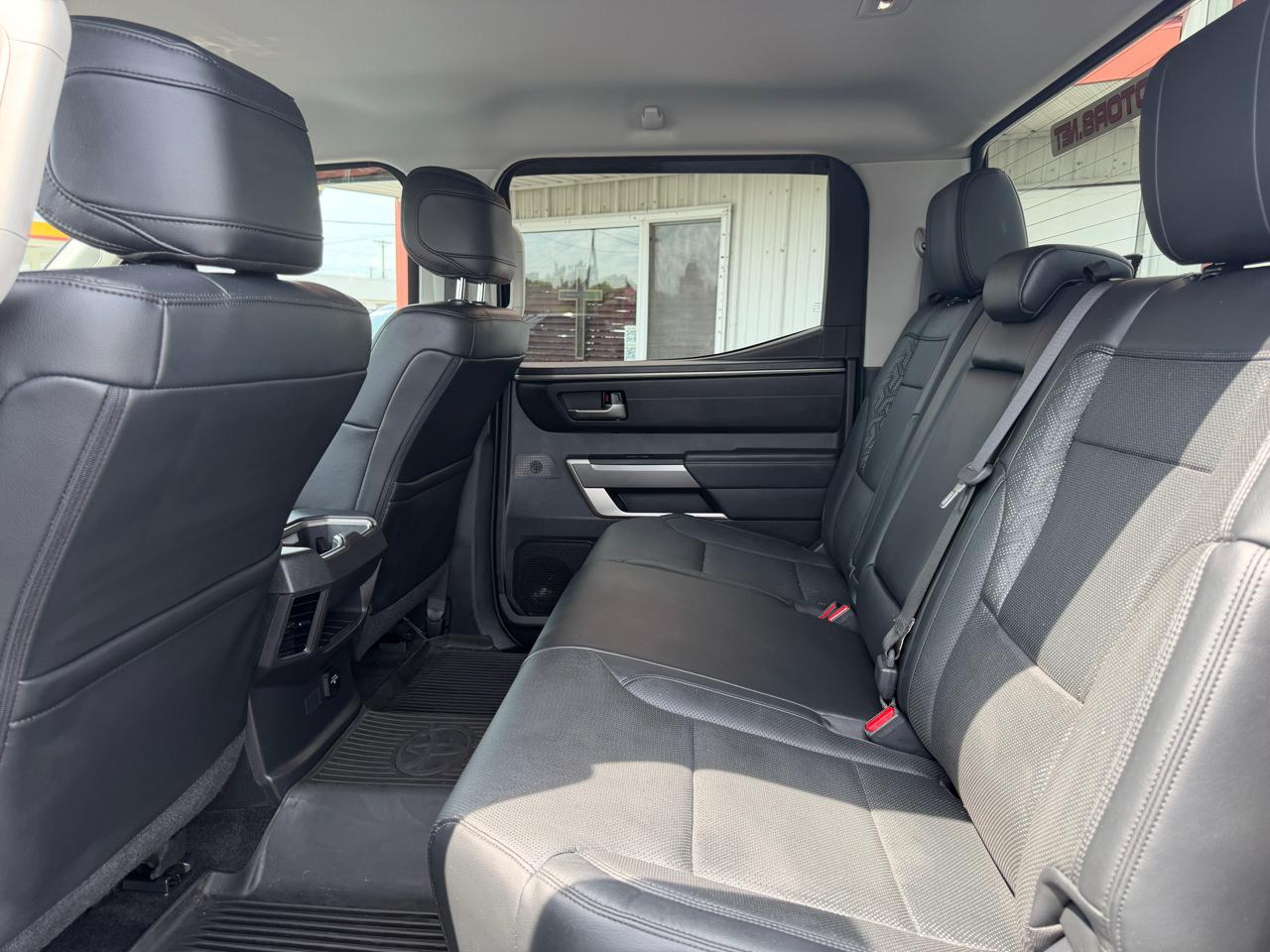 Toyota Tundra 4WD SR5 CrewMax 5.5' Bed (Natl) 2022