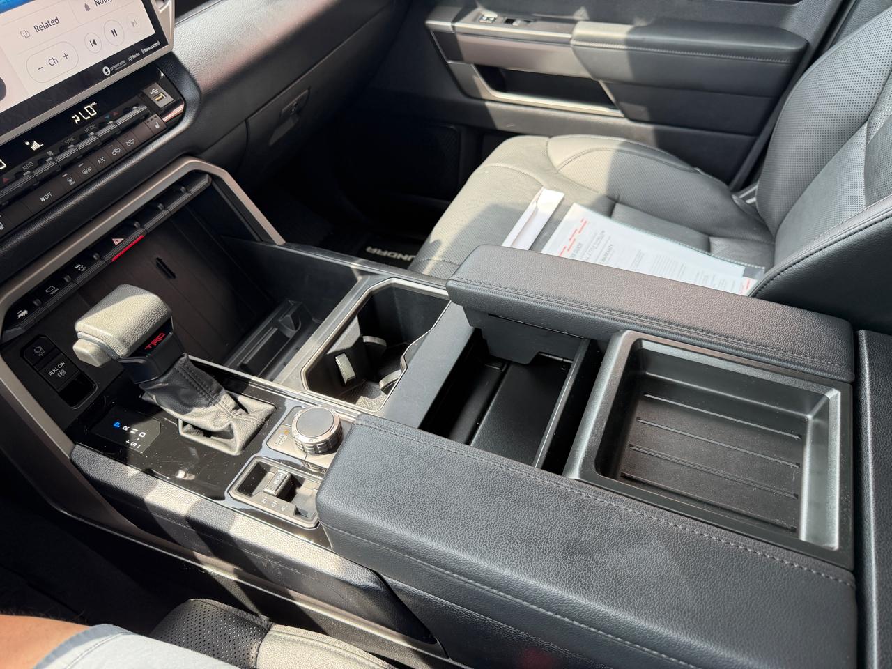 Toyota Tundra 4WD SR5 CrewMax 5.5' Bed (Natl) 2022