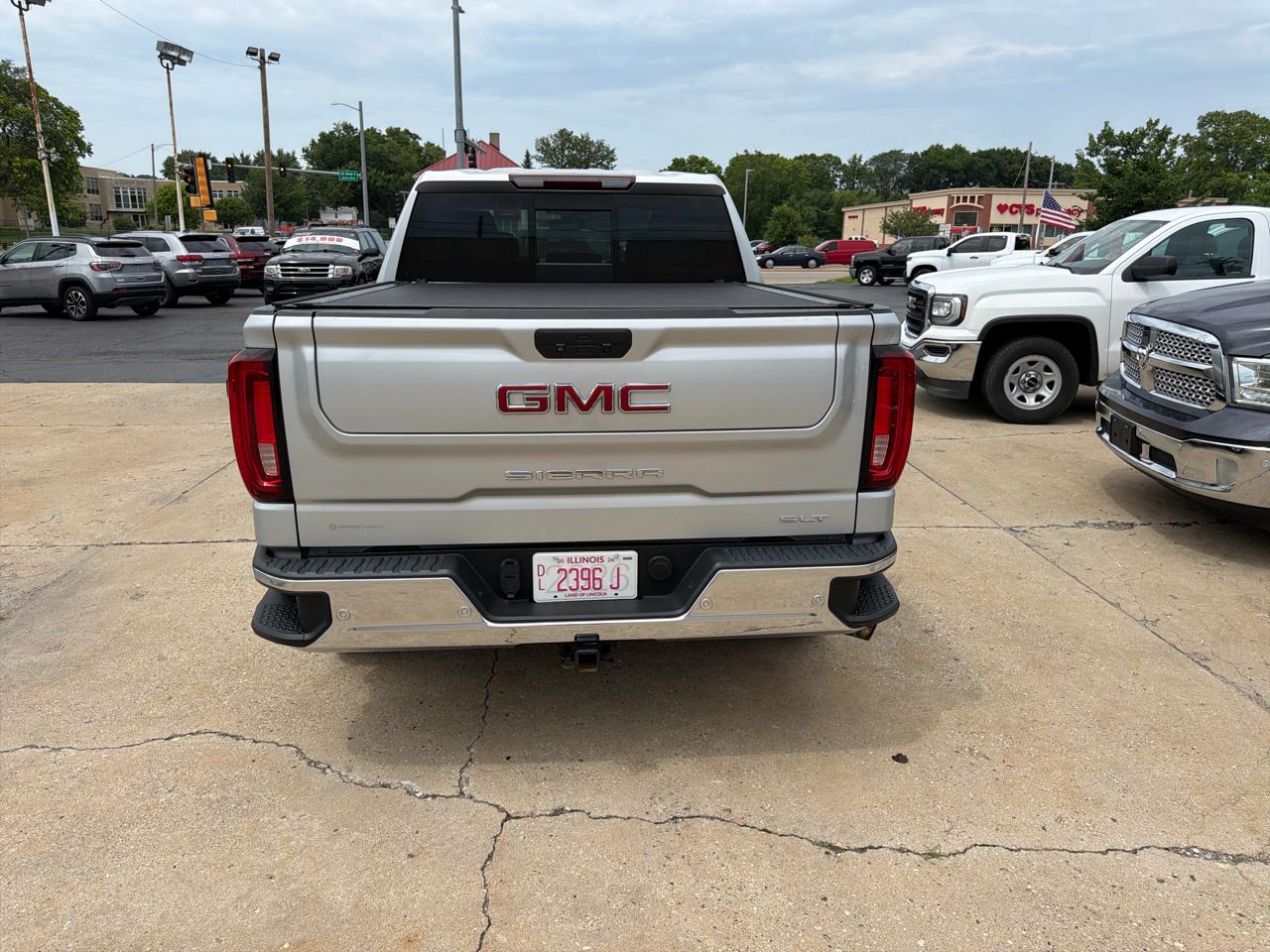 GMC Sierra 1500 4WD Crew Cab 147" SLT 2019