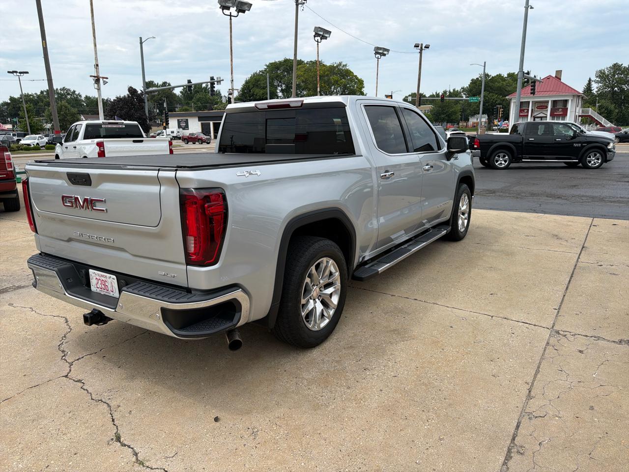 GMC Sierra 1500 4WD Crew Cab 147" SLT 2019