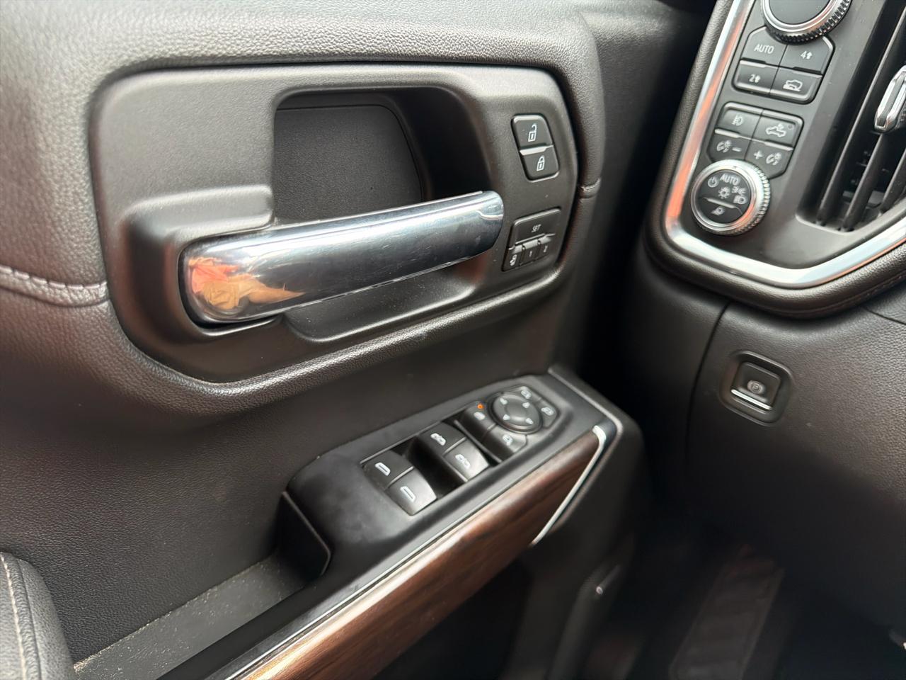 GMC Sierra 1500 4WD Crew Cab 147" SLT 2019