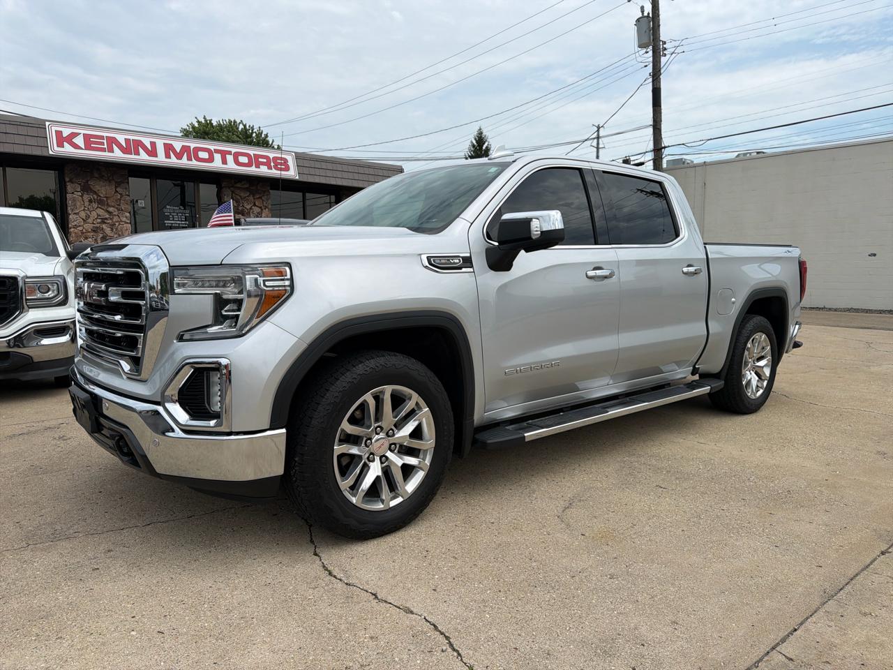 GMC Sierra 1500 4WD Crew Cab 147" SLT 2019