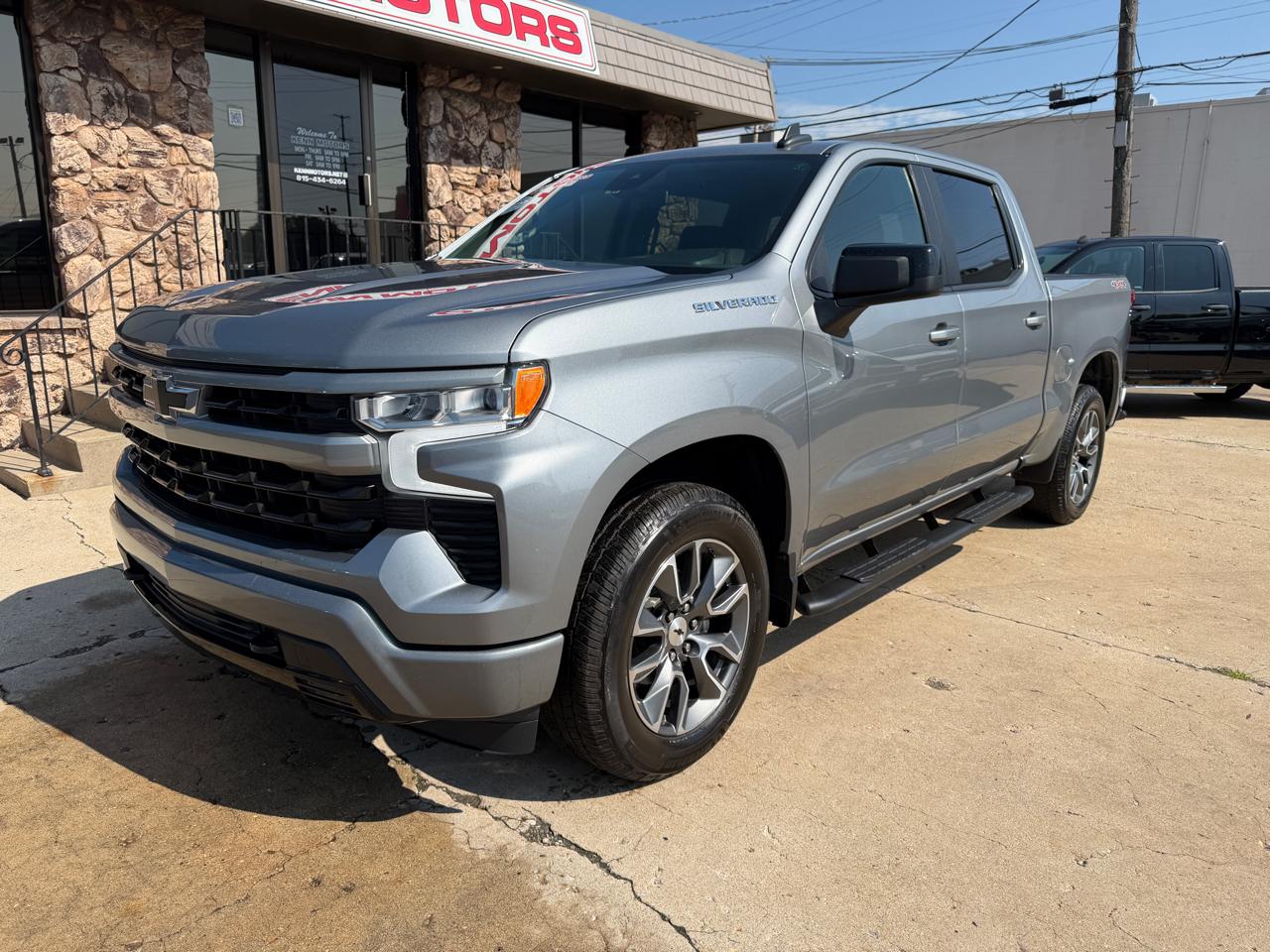 Chevrolet Silverado 1500 4WD Crew Cab 147" RST 2023