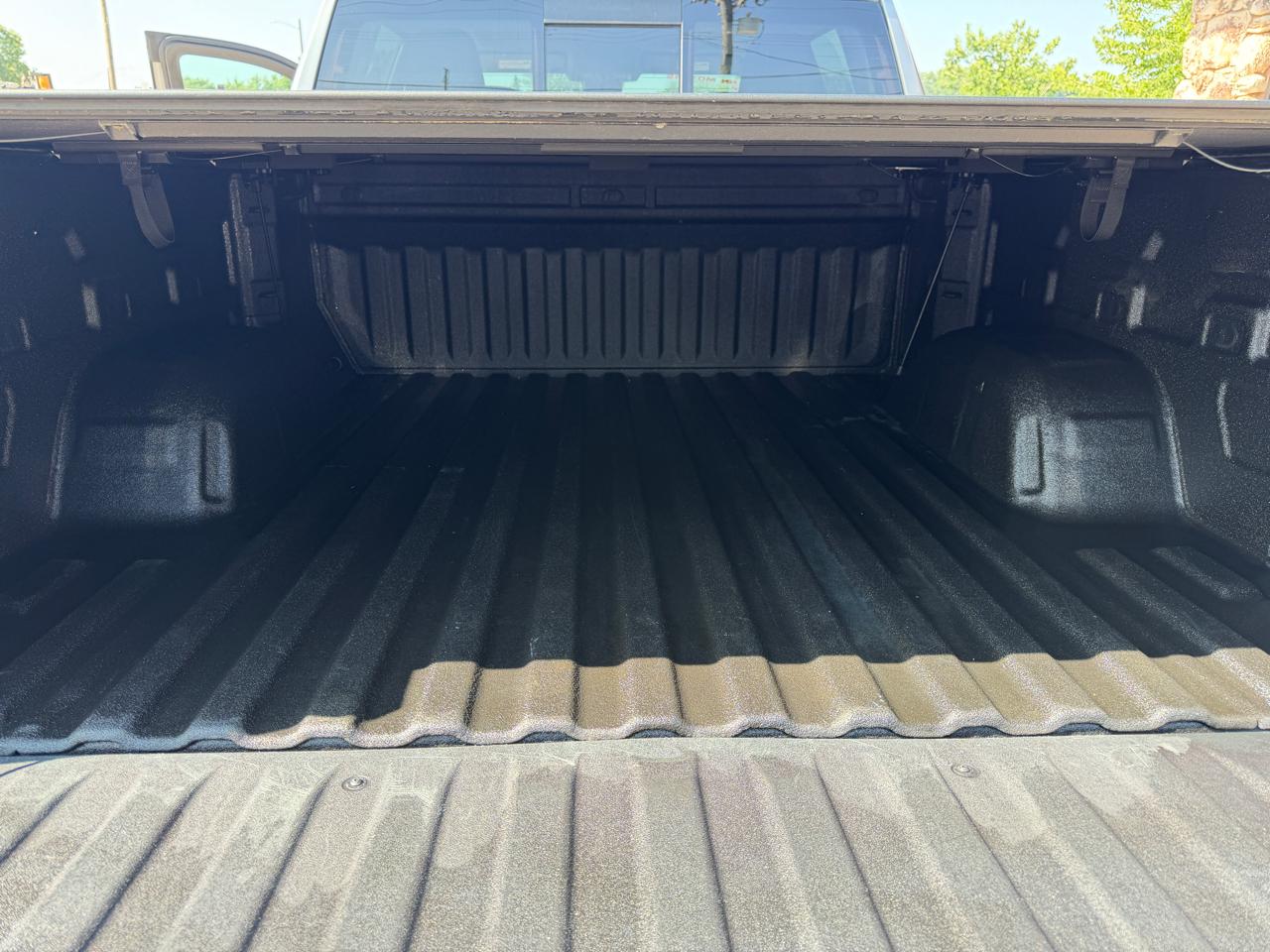 Chevrolet Silverado 1500 4WD Crew Cab 147" RST 2023