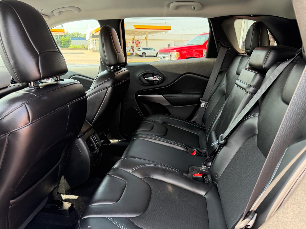 Jeep Cherokee Latitude Plus 4x4 2019